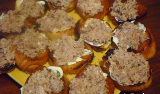 бутерброды с сардинами праздничные