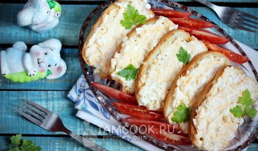 бутерброды с сыром и яйцом