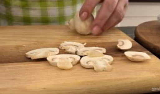 бутерброды с сырыми шампиньонами