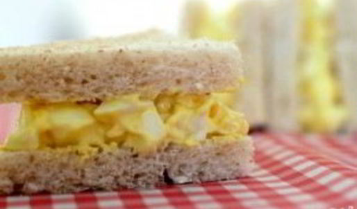 бутерброды с яйцом