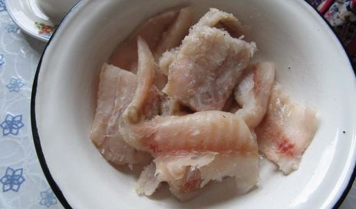 горячие бутерброды с рыбным филе и сыром