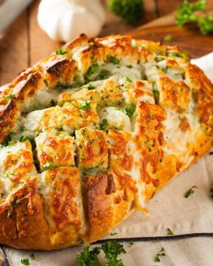 Рецепт румяного бутерброда с чеддером и зеленью