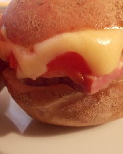 Рецепт закусочного горячего бутерброда из картофеля