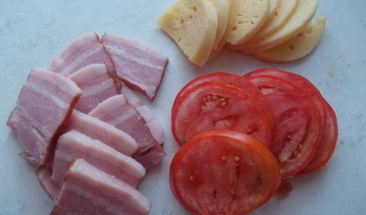 закусочный горячий бутерброд из картофеля