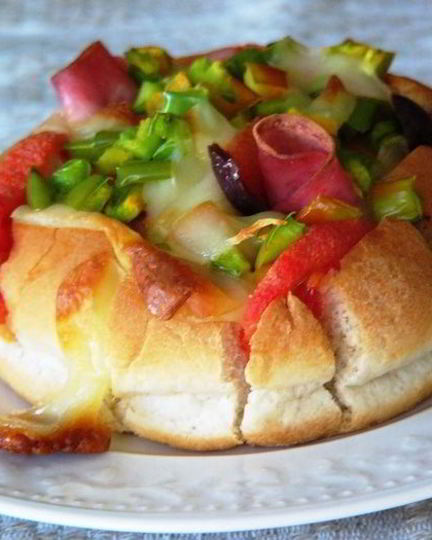 Рецепт запеченного бутерброда из хлебной булочки