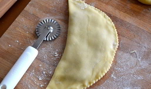 чебуреки на заварном тесте