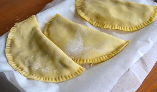 чебуреки на заварном тесте