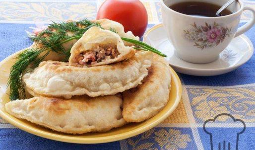 чебуреки с бараниной