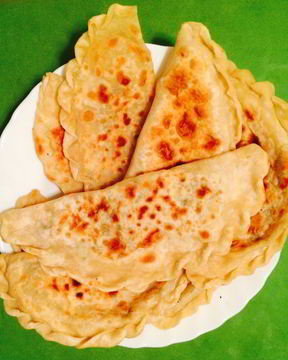 Чебуреки с грибами и сыром