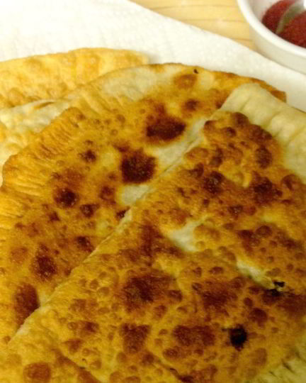 Рецепт чебуреков с мясной начинкой