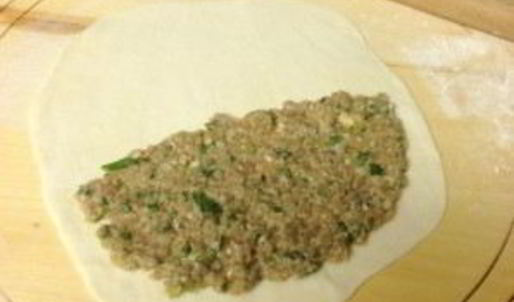чебуреки с мясной начинкой