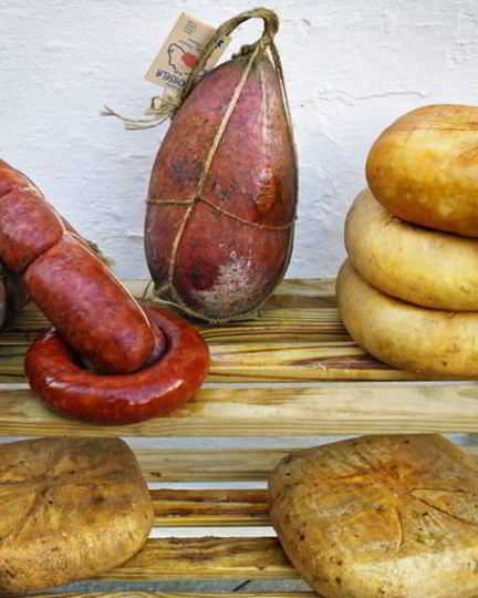 Рецепт домашней колбасы с сыром