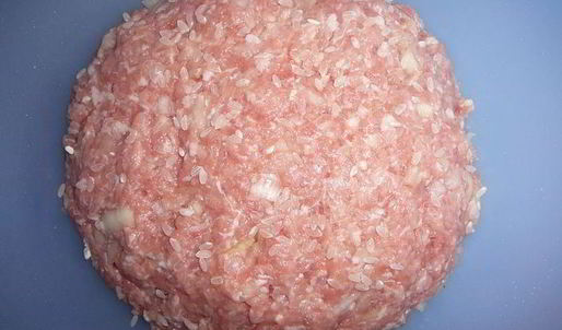 фаршированные болгарские перцы с томатным соусом