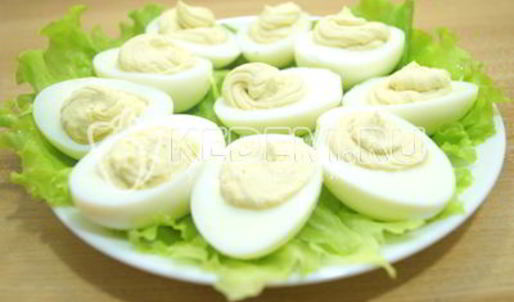 фаршированные яйца карри