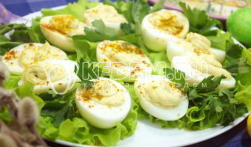 фаршированные яйца карри