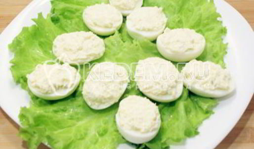 яйца фаршированные икрой