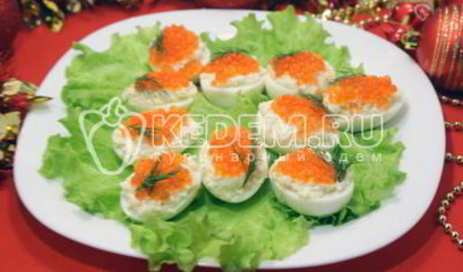 яйца фаршированные икрой