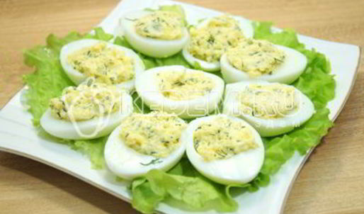 яйца фаршированные красной икрой