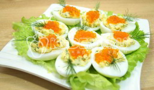 яйца фаршированные красной икрой