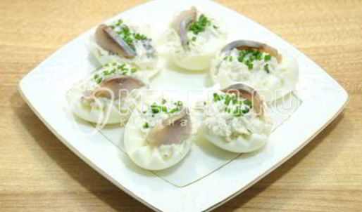 яйца фаршированные сельдью