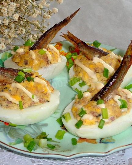 Рецепт яиц фаршированных шпротами