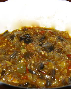 Баклажанная икра в мультиварке