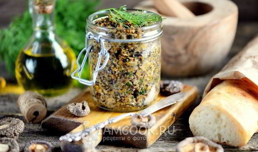 грибная икра из сушеных и свежих грибов