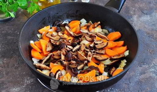 грибная икра из сушеных и свежих грибов