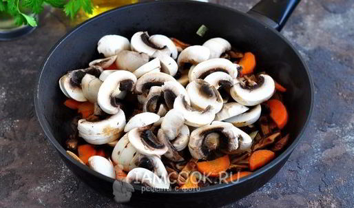 грибная икра из сушеных и свежих грибов