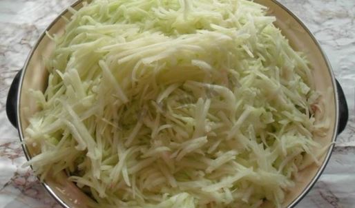 кабачковая икра со свеклой