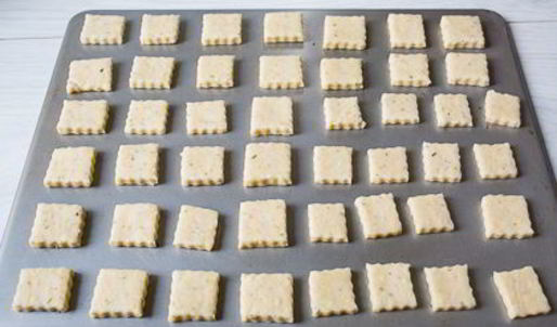 канапе на сырном печенье