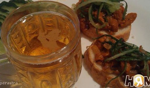 канапе с икрой морского ежа