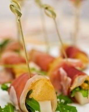 Канапе с хамоном