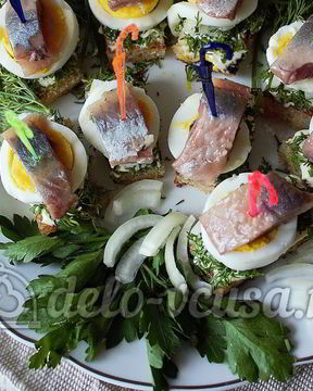 Канапе с селедкой