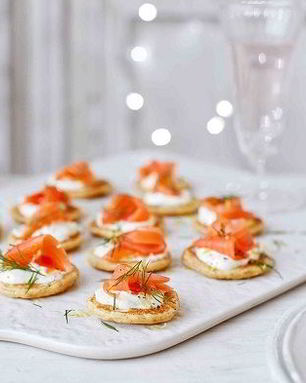 Новогодние канапе с семгой