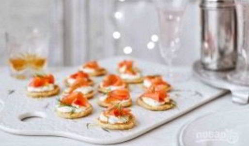 новогодние канапе с семгой