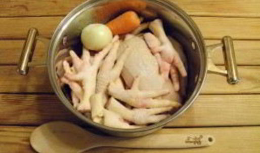 холодец из куриных лапок