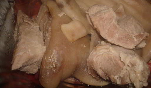 холодец из свиных ушей