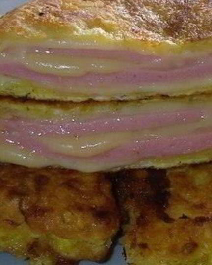 Рецепт колбасы с сыром в кляре