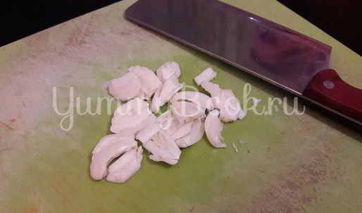 куриное филе, замаринованное в оливковом масле с розмарином и тимьяном