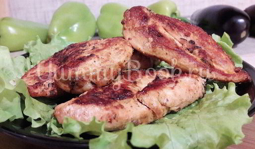 куриное филе, замаринованное в оливковом масле с розмарином и тимьяном