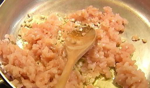 фриттата с начинкой из курицы и овощей