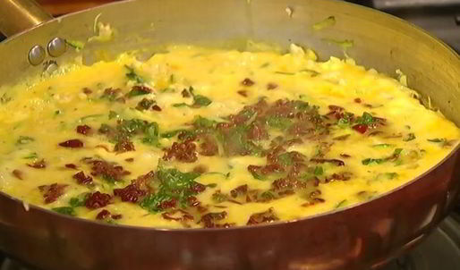 фриттата с начинкой из курицы и овощей