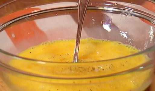 фриттата с начинкой из курицы и овощей