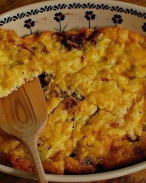 Фриттата с сыром, тимьяном и вялеными помидорами