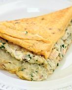 Нежный омлет с копченой рыбой