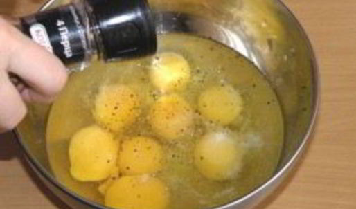 омлет без молока в мультиварке