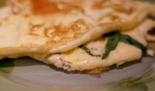 омлет с голубым сыром