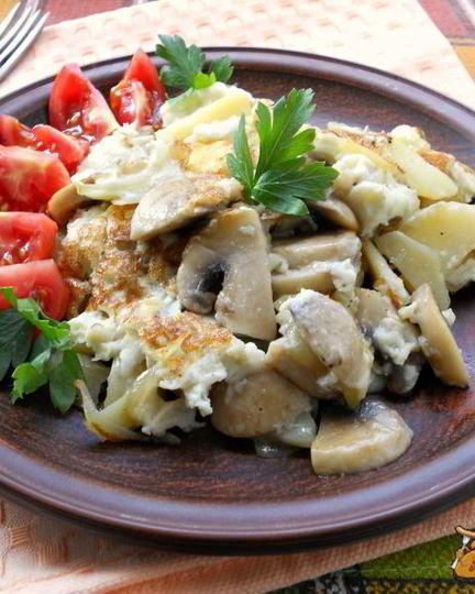 Рецепт омлета с картофелем и шампиньонами