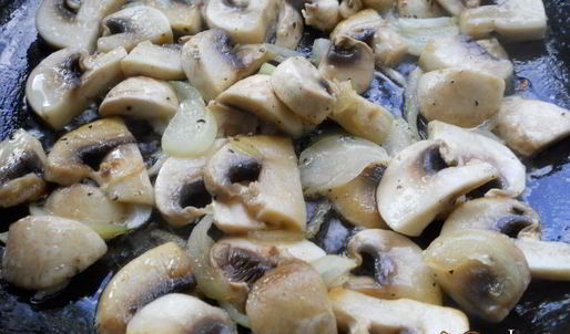 омлет с картофелем и шампиньонами